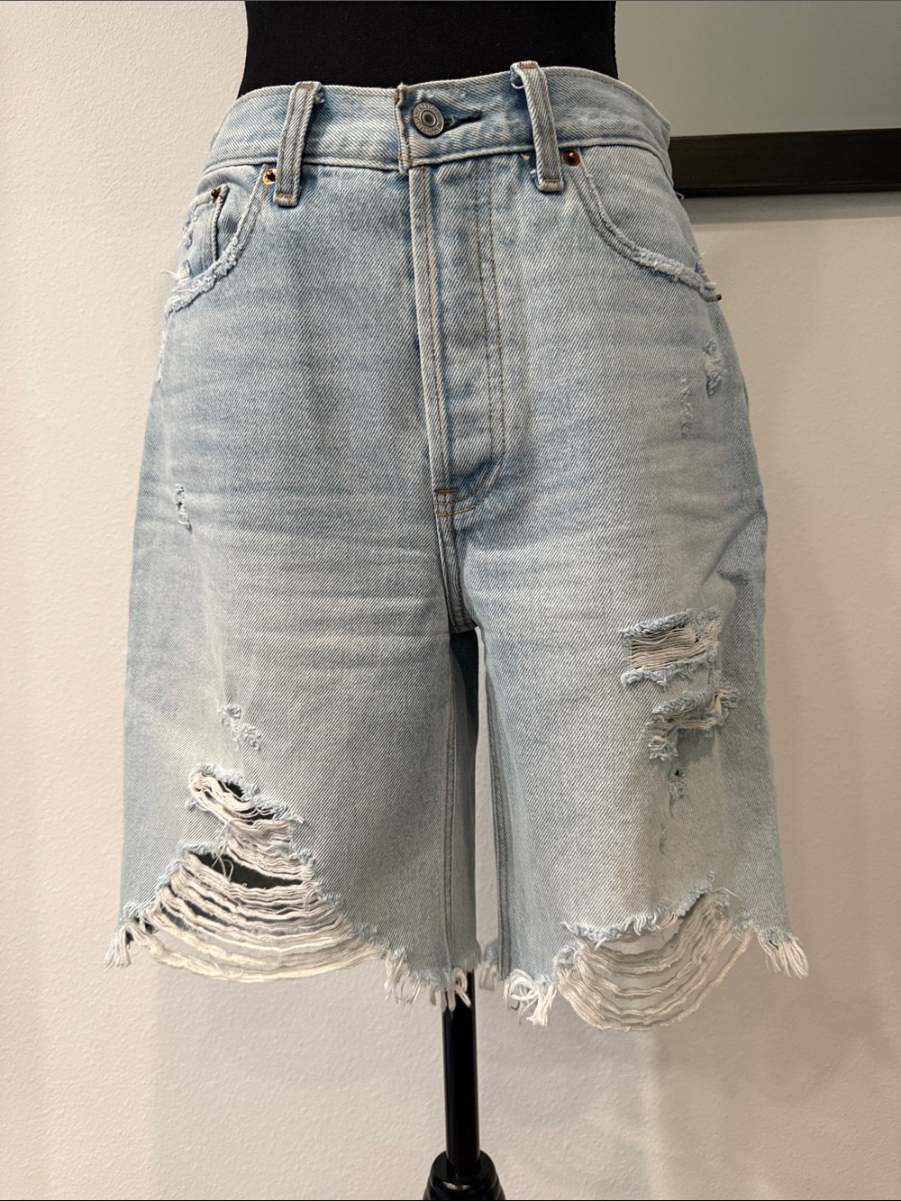 Abercrombie $ Fitch women Light Wash Distressed Denim Bermuda Shorts